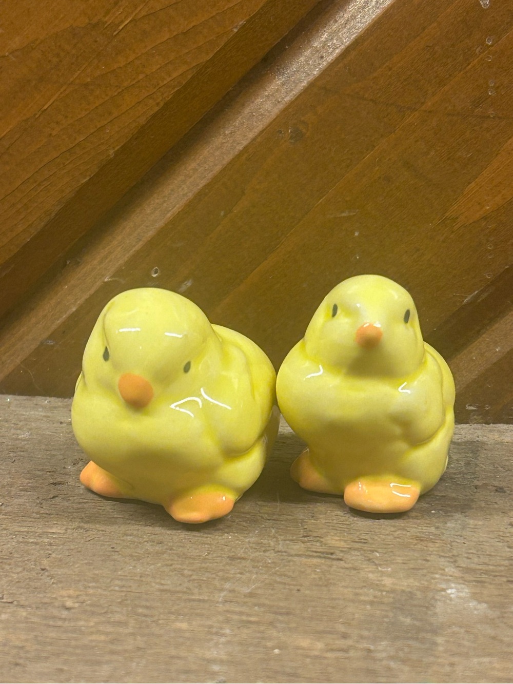 Vintage Miniature Yellow Ceramic Chicks (C)